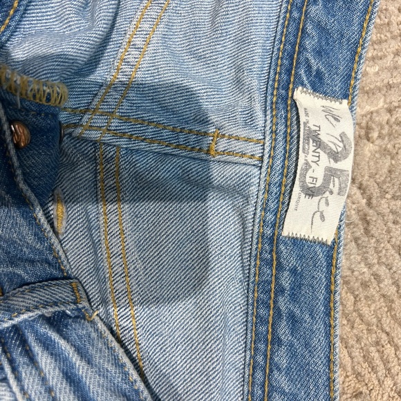 Free People We The Free High Rise Distressed Straight Leg Jeans Womens Size 27 - Picture 4 of 5